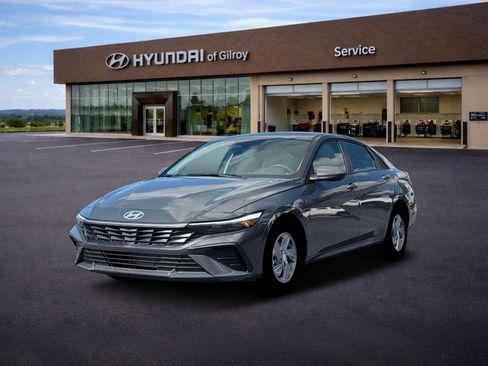 New 2026 Hyundai Elantra SE FWD image 1