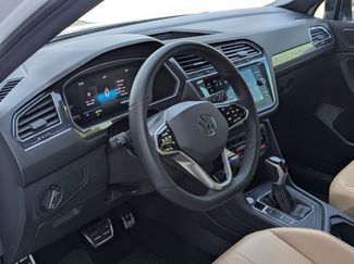 Used 2024 Volkswagen Tiguan SE R-Line video 4