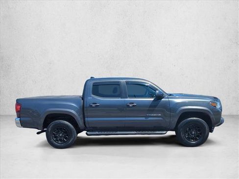 Certified 2022 Toyota Tacoma SR5 RWD image 4