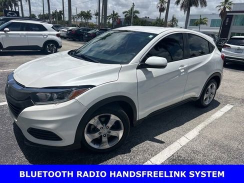 Used 2021 Honda HR-V LX image 2