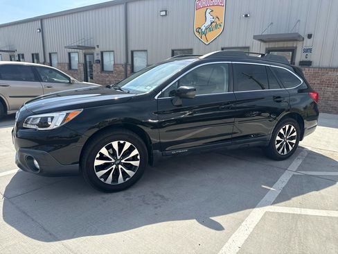 Used 2016 Subaru Outback 3.6R Limited image 15