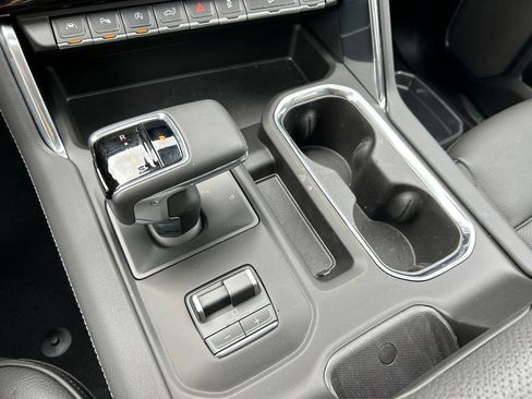 Certified 2026 GMC Sierra 1500 Denali AWD/4WD image 30