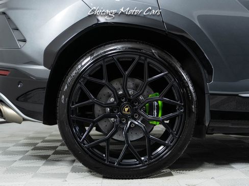 Used 2019 Lamborghini Urus image 11