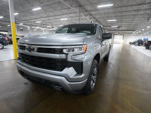 Certified 2024 Chevrolet Silverado 1500 RST AWD/4WD image 11