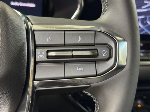 New 2026 GMC Canyon Elevation w/ Convenience Package image 33