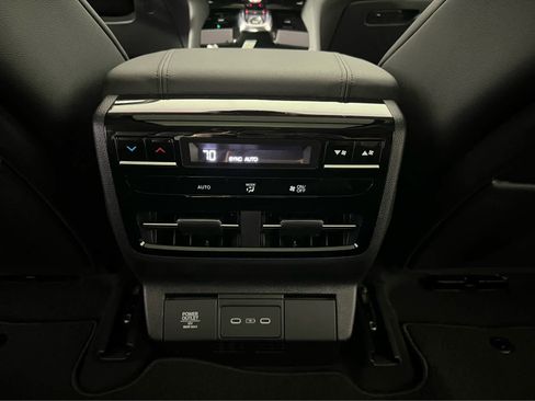 New 2026 Acura MDX SH-AWD image 8