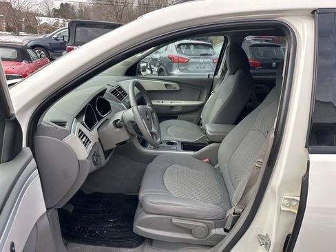Used 2012 Chevrolet Traverse LS FWD image 19