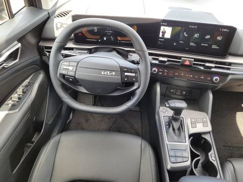 New 2026 Kia Sportage EX FWD image 13