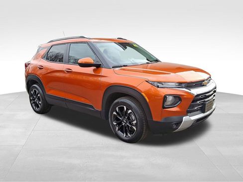 Used 2023 Chevrolet TrailBlazer LT w/ Convenience Package image 1