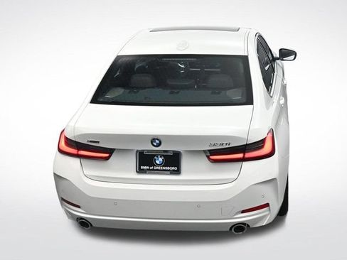New 2026 BMW 330i xDrive Sedan w/ Premium Package AWD/4WD image 28