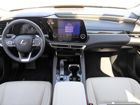 Used 2024 Lexus RX 350 FWD w/ Technology Package image 16