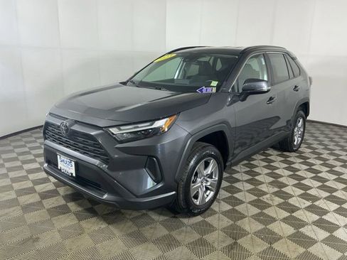 Used 2023 Toyota RAV4 XLE FWD image 4