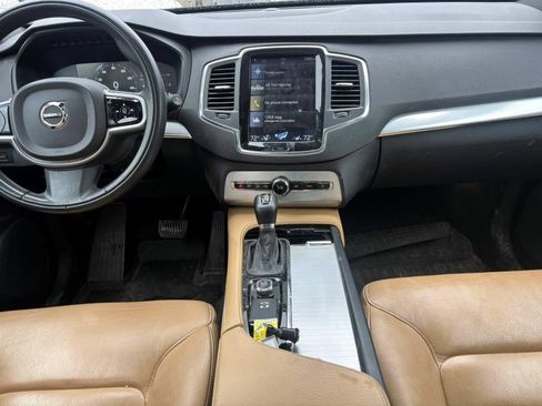 Used 2018 Volvo XC90 T5 Momentum w/ Convenience Package image 29