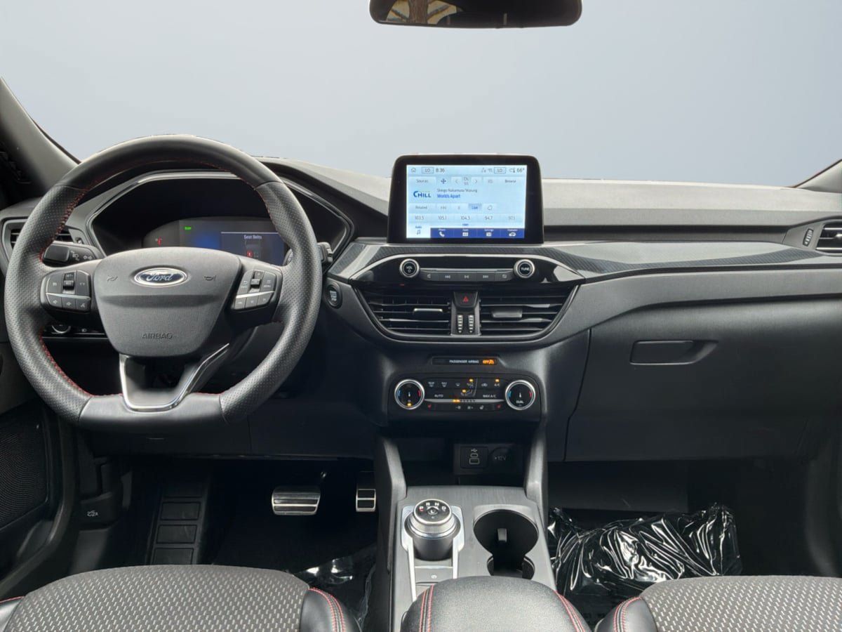 Used 2024 Ford Escape ST-Line Select AWD/4WD image 10