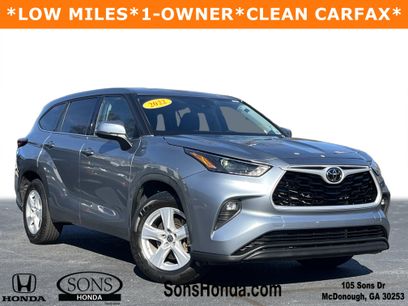 Used 2022 Toyota Highlander LE
