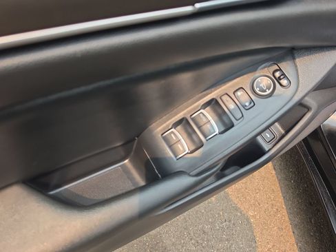 Used 2021 Honda Accord LX image 11
