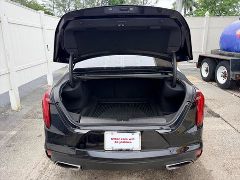Used 2022 Cadillac CT4 Premium Luxury RWD image 13