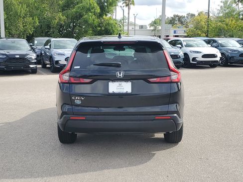 Certified 2023 Honda CR-V LX image 5