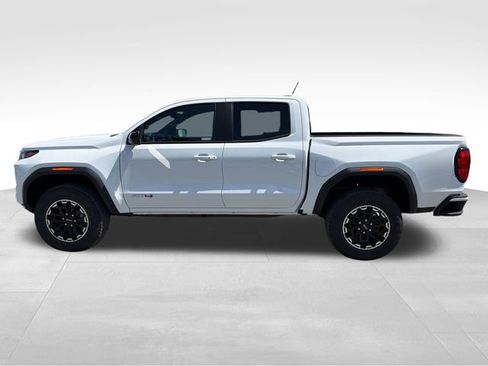 New 2026 GMC Canyon AT4 AWD/4WD image 4