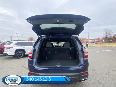 New 2025 Honda Pilot Sport image 8