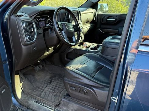 Used 2019 GMC Sierra 1500 Denali w/ Technology Package AWD/4WD image 3
