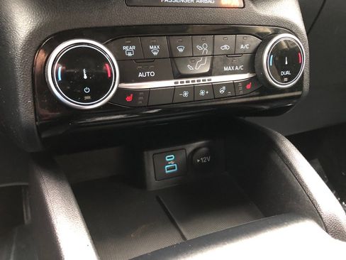Used 2022 Ford Escape SE w/ Convenience Package AWD/4WD image 29