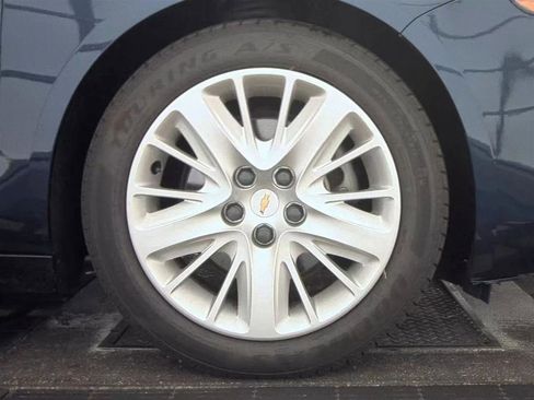 Used 2018 Chevrolet Impala LS FWD image 10