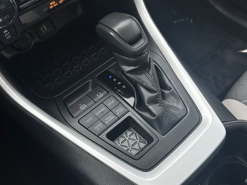 Used 2023 Toyota RAV4 XLE image 27