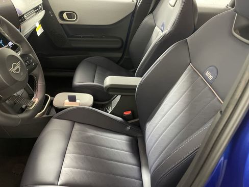 Used 2025 MINI Cooper S image 9