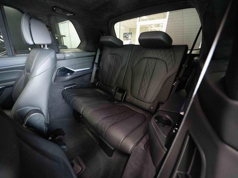 Used 2023 BMW X7 M60i w/ Executive Package AWD/4WD image 24
