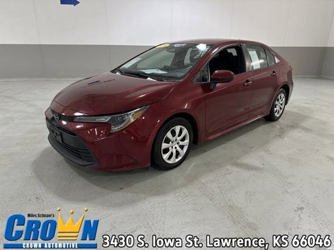 Used 2024 Toyota Corolla LE image 1