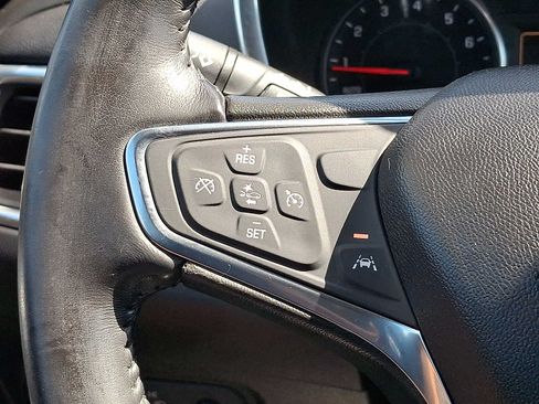 Used 2020 Chevrolet Equinox LT FWD image 21