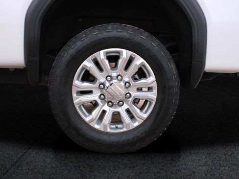 Used 2020 GMC Sierra 3500 Denali w/ Denali Ultimate Package image 14