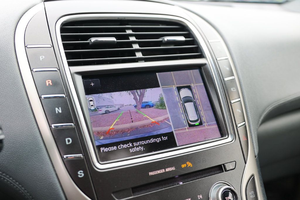 Used 2019 Lincoln Nautilus Reserve AWD/4WD image 14