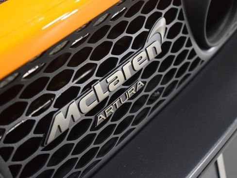 New 2026 McLaren Artura Spider image 11