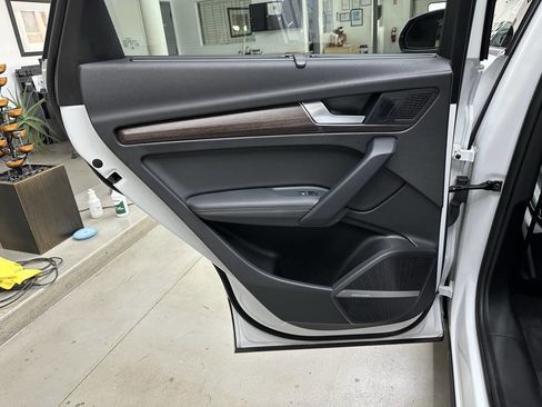 Used 2022 Audi Q5 2.0T Premium Plus image 12