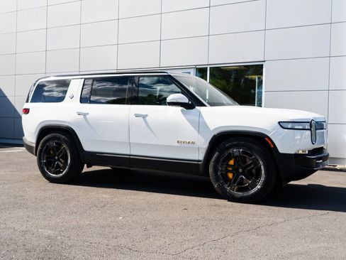 Used 2024 Rivian R1S Adventure AWD/4WD image 25