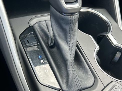 Used 2021 Toyota Highlander XLE image 29