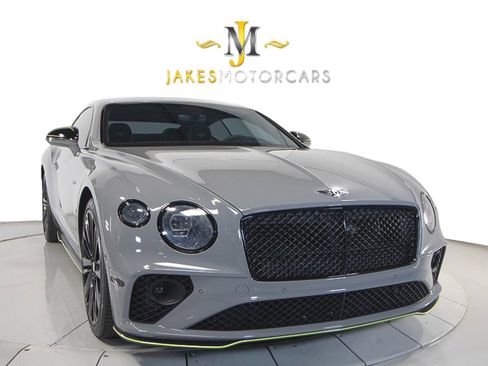Used 2022 Bentley Continental GT Speed image 25