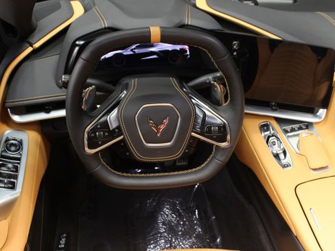 Used 2025 Chevrolet Corvette Stingray Preferred Conv w/ Z51 Performance Package image 41