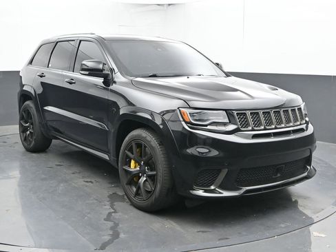 Used 2018 Jeep Grand Cherokee Trackhawk image 3