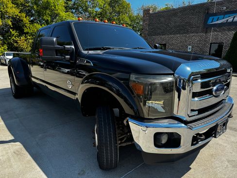 Used 2013 Ford F350 Lariat w/ Lariat Ultimate Pkg image 3