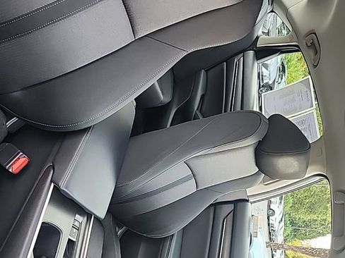 Used 2018 Honda Accord EX image 21