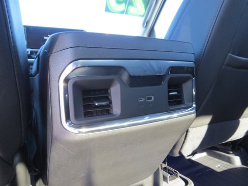 New 2025 GMC Sierra 1500 Elevation w/ Elevation Premium Package image 18