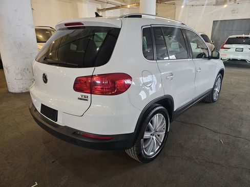 Used 2016 Volkswagen Tiguan SE image 4
