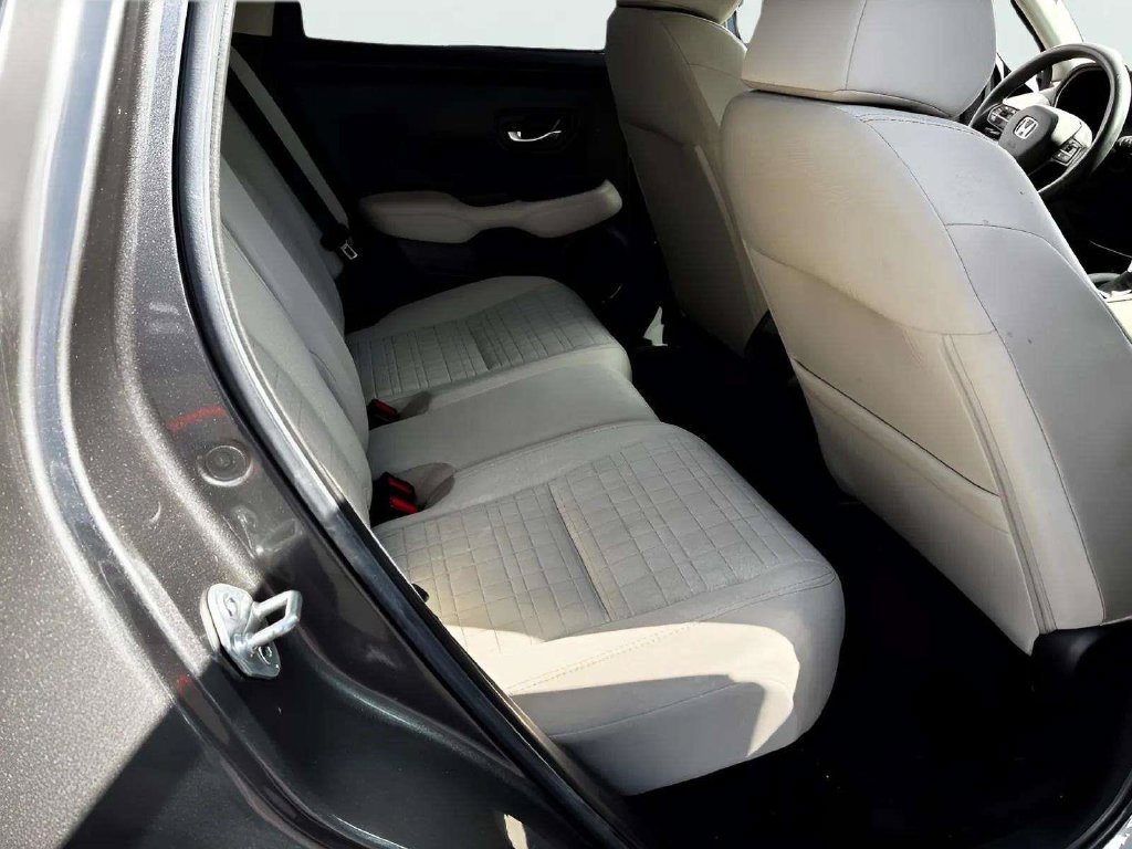 Used 2025 Honda HR-V LX image 11