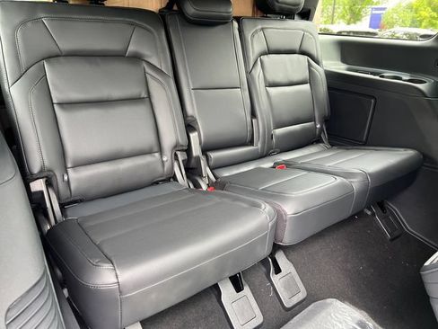 New 2027 Lincoln Navigator Reserve w/ Jet Appearance Package AWD/4WD image 15