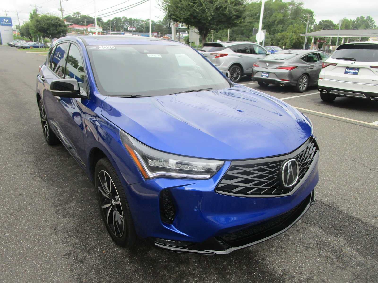 Certified 2025 Acura RDX w/ Advance Package AWD/4WD image 4