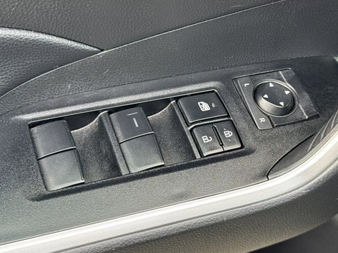 Used 2025 Toyota RAV4 LE image 13