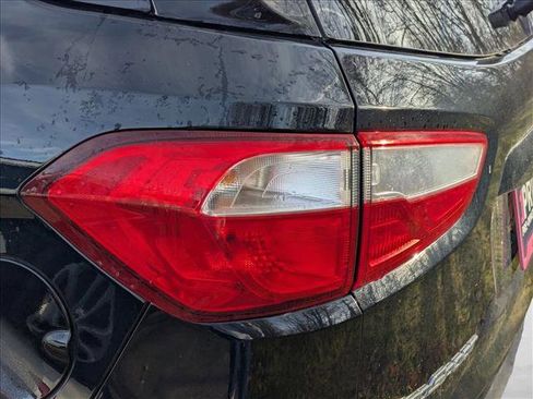 Used 2021 Ford EcoSport SE image 12